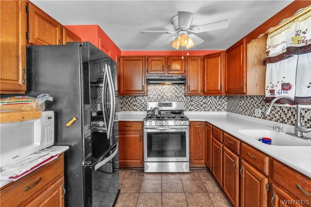 1852 Parker Blvd, Tonawanda, NY 14150
