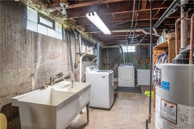1852 Parker Blvd, Tonawanda, NY 14150