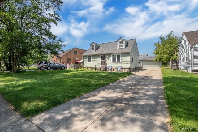 1852 Parker Blvd, Tonawanda, NY 14150
