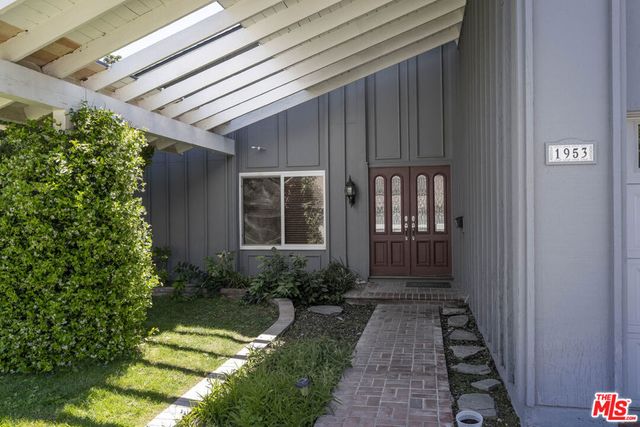 1953 Laurel Wood Court, Thousand Oaks, CA 91362