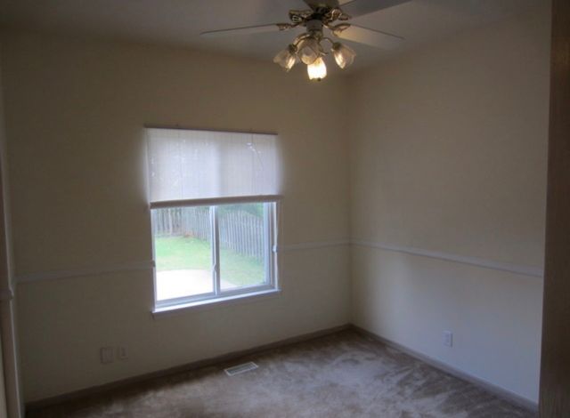 14019 S Oakdale Circle, Plainfield, IL 60544