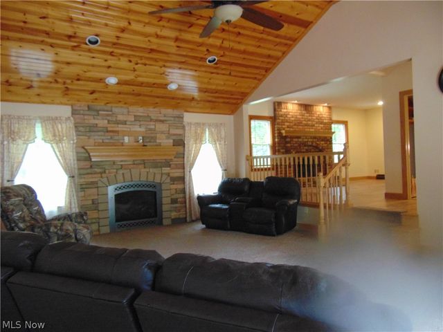 12436 Painesville Warren Road, Concord Twp, OH 44077