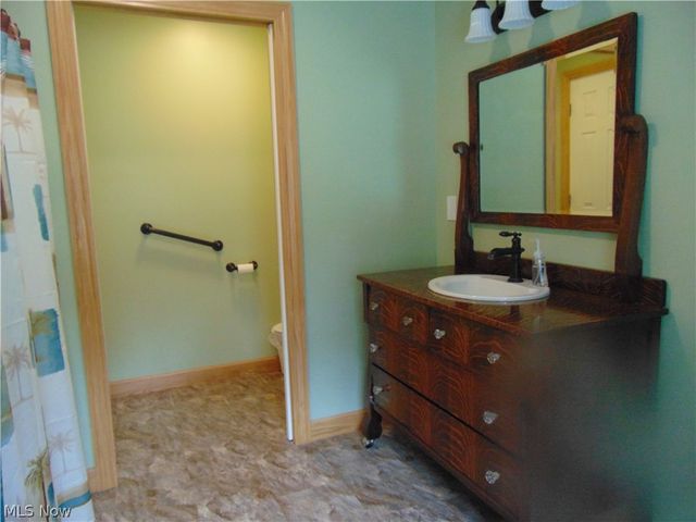 12436 Painesville Warren Road, Concord Twp, OH 44077