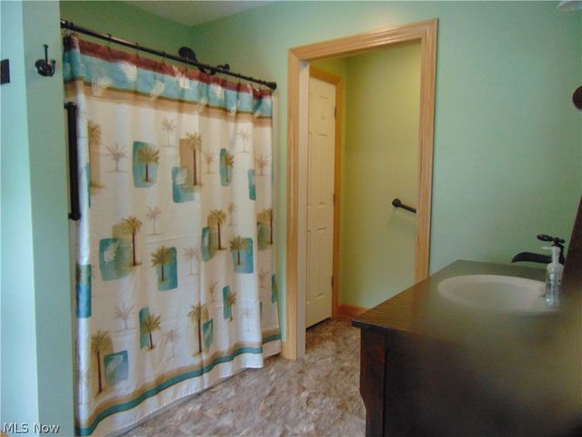 12436 Painesville Warren Road, Concord Twp, OH 44077