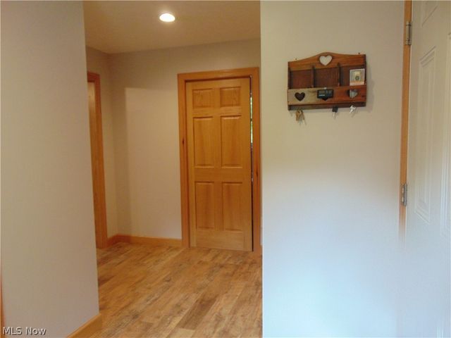 12436 Painesville Warren Road, Concord Twp, OH 44077