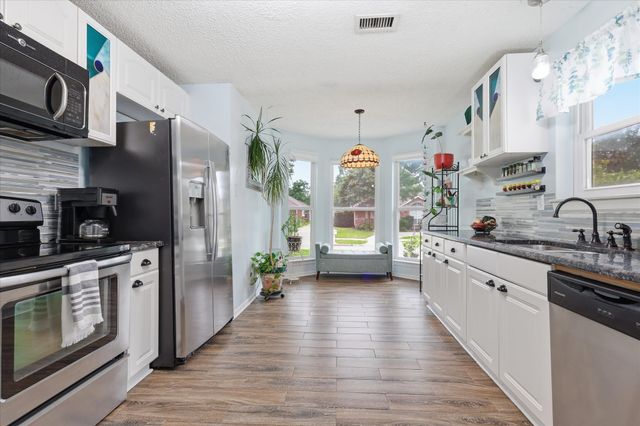 2618 Crockett Drive, Corinth, TX 76210