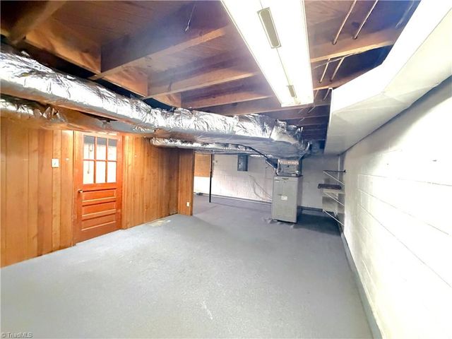 5512 Winona Street, Winston-salem, NC 27106