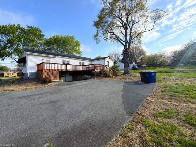 5512 Winona Street, Winston-salem, NC 27106