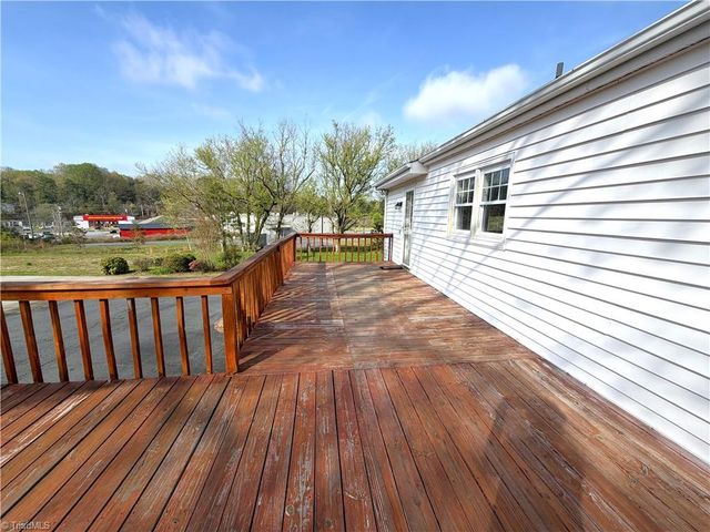 5512 Winona Street, Winston-salem, NC 27106