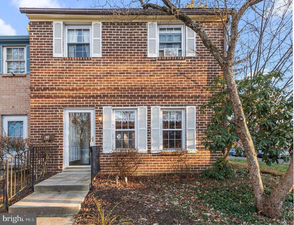 62 CONSTITUTION AVE, Doylestown, PA 18901