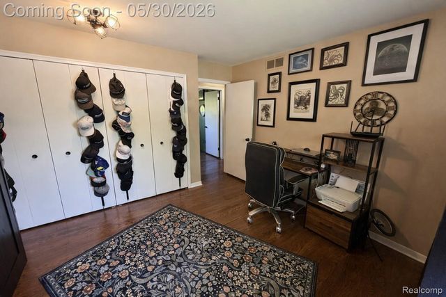 39540 Aynesley Street, Clinton Charter Township, MI 48038