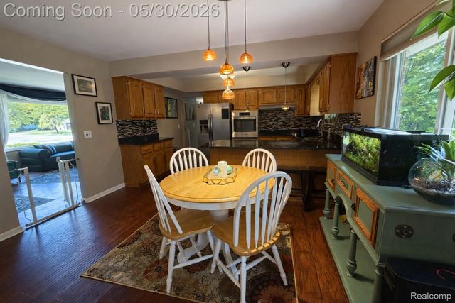 39540 Aynesley Street, Clinton Charter Township, MI 48038