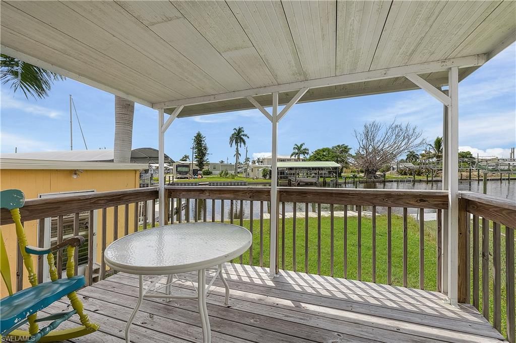 3851 Coconut DR, ST. JAMES CITY, FL 33956 — photo 5