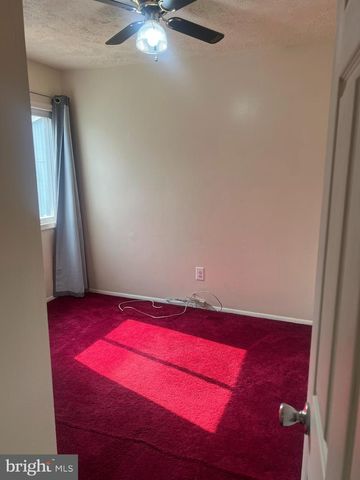 2216 SANIBEL DR, Reston, VA 20191