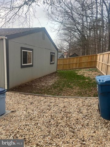 2216 SANIBEL DR, Reston, VA 20191