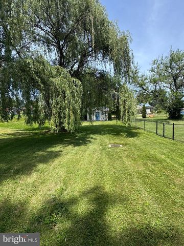743 LINDIA DRIVE, Chambersburg, PA 17202