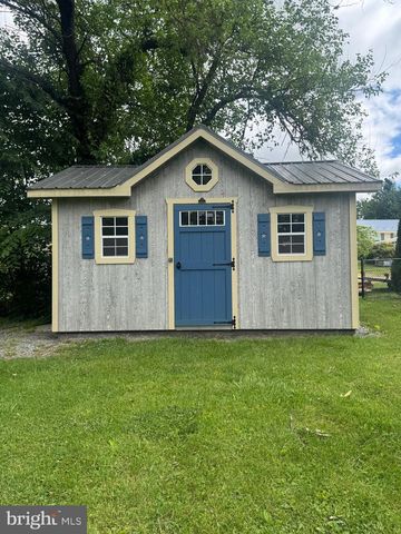 743 LINDIA DRIVE, Chambersburg, PA 17202
