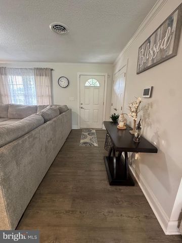 743 LINDIA DRIVE, Chambersburg, PA 17202
