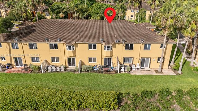 985 NE 34th Ave 202, Homestead, FL 33033