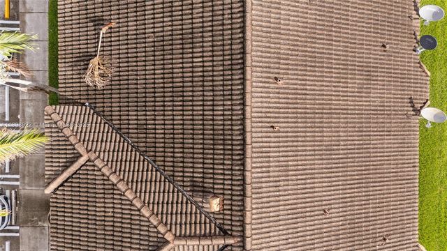 985 NE 34th Ave 202, Homestead, FL 33033