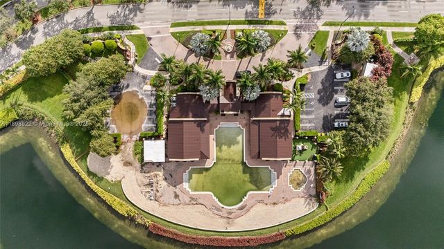 985 NE 34th Ave 202, Homestead, FL 33033