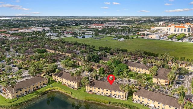 985 NE 34th Ave 202, Homestead, FL 33033