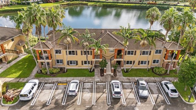 985 NE 34th Ave 202, Homestead, FL 33033