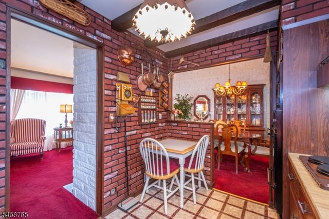 103 Sandra Dr, Totowa Boro, NJ 07512