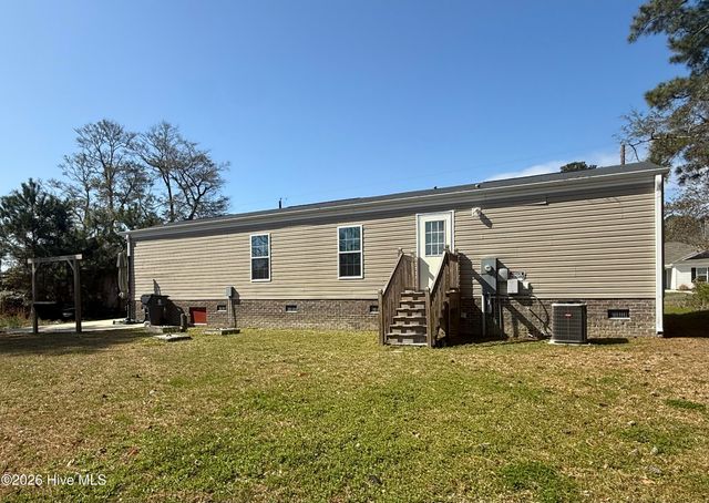 1861 Whispering Pine Street SW, Ocean Isle Beach, NC 28469