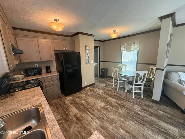 1861 Whispering Pine Street SW, Ocean Isle Beach, NC 28469