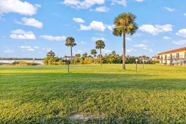67 OCEAN PALM VILLA S, Flagler Beach, FL 32136