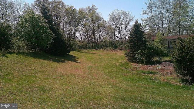 198 OAK LN, Bernville, PA 19506