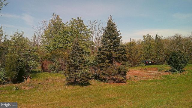 198 OAK LN, Bernville, PA 19506