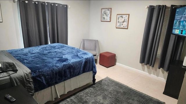 618 Hunter Street, West Palm Beach, FL 33405