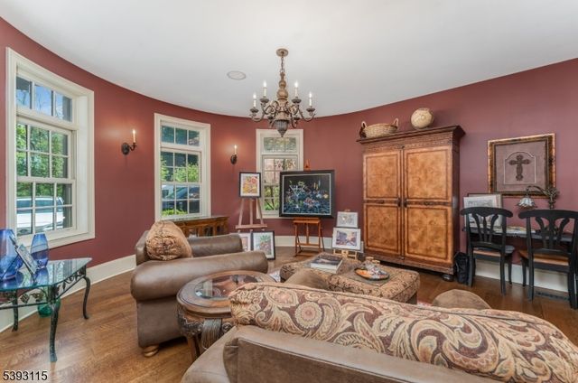 152 Whitebridge Road, Franklin Twp., NJ 08867