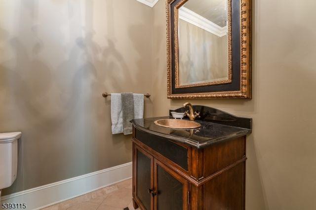 152 Whitebridge Road, Franklin Twp., NJ 08867