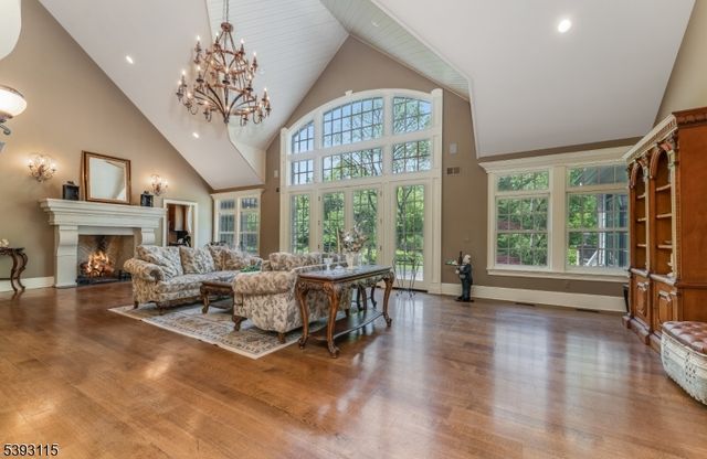 152 Whitebridge Road, Franklin Twp., NJ 08867