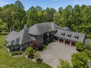 152 Whitebridge Road, Franklin Twp., NJ 08867