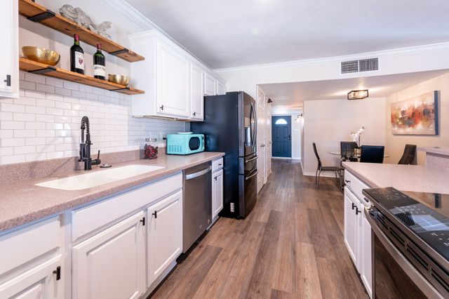 9210 Linda Vista Drive, Rowlett, TX 75088