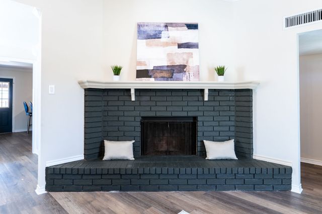 9210 Linda Vista Drive, Rowlett, TX 75088