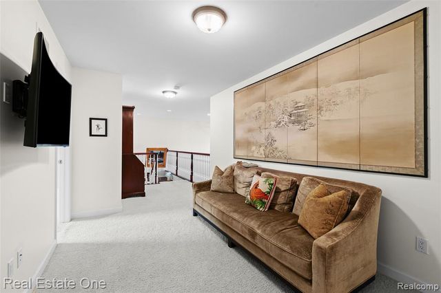 16048 Pine Bluff Court, Fenton, MI 48430