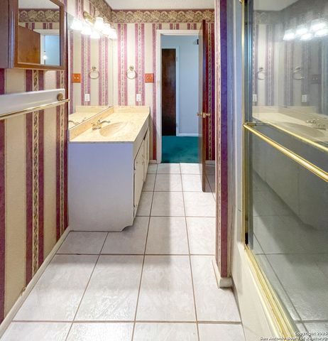 1800 Jones, Beeville, TX 78102