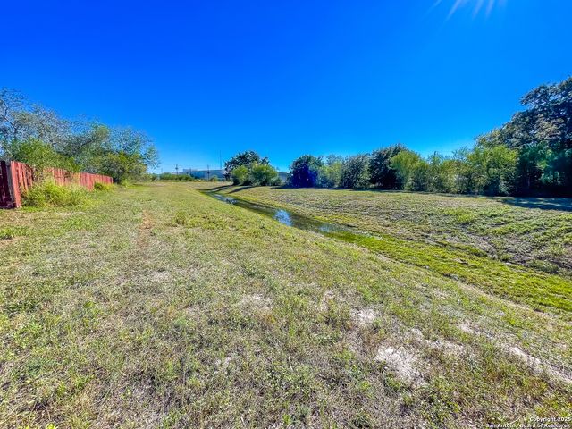 1800 Jones, Beeville, TX 78102