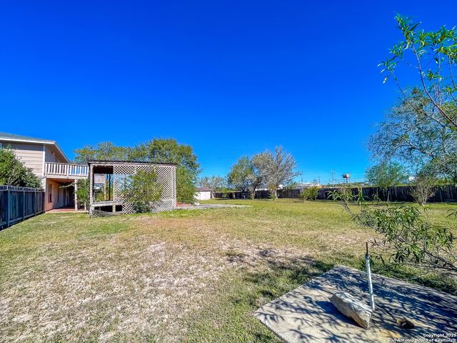 1800 Jones, Beeville, TX 78102