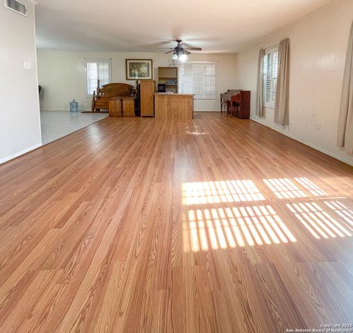 1800 Jones, Beeville, TX 78102