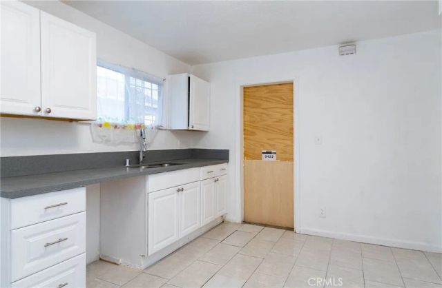 415 95th Street, Los Angeles, CA 90044