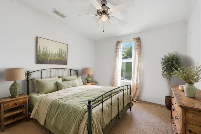 39206 FLORA AVENUE, Zephyrhills, FL 33542