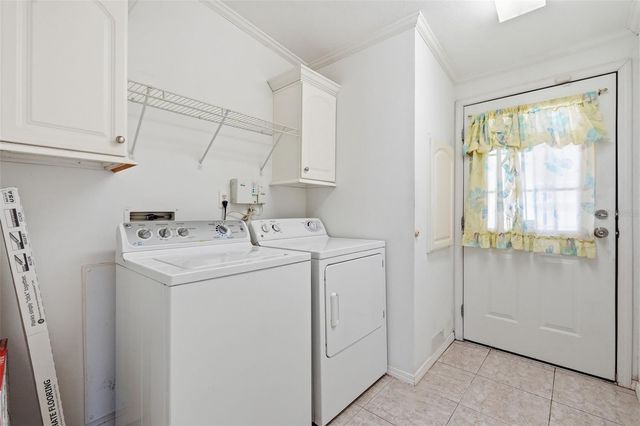 39206 FLORA AVENUE, Zephyrhills, FL 33542