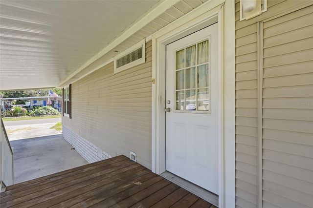 39206 FLORA AVENUE, Zephyrhills, FL 33542