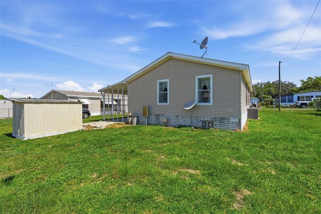 39206 FLORA AVENUE, Zephyrhills, FL 33542